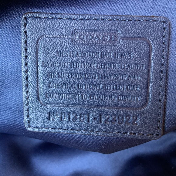 Coach medium tote - Picture 5 of 11